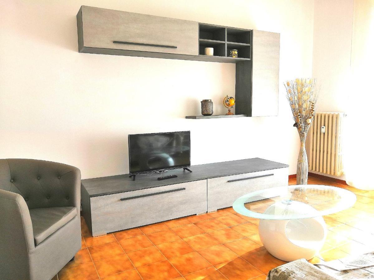 Novara Suite Buitenkant foto