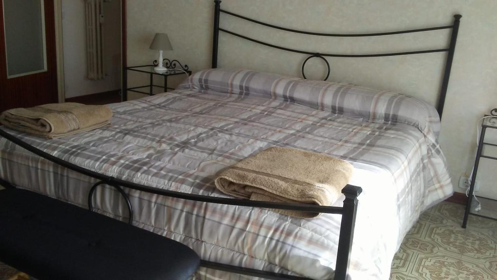 Novara Suite Buitenkant foto